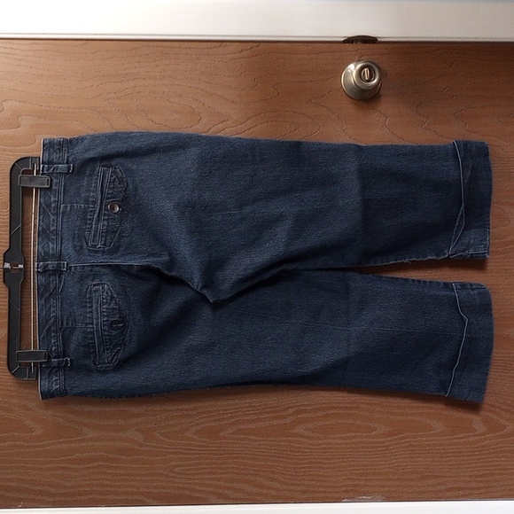 [18] Bandolino Blue Ankle Cropped Jeans - Picture 2 of 7